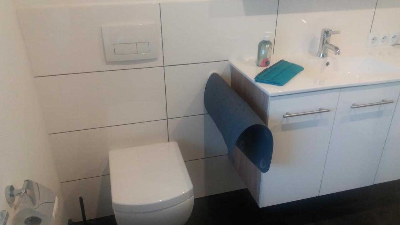 Fam.Singer Apartment Garching an Der Alz Bagian luar foto